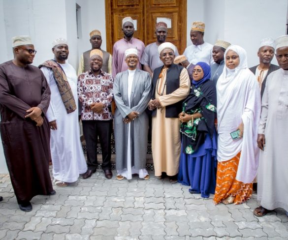 RC Chalamila Akutana Na Sheikh Mkuu Wa Tanzania